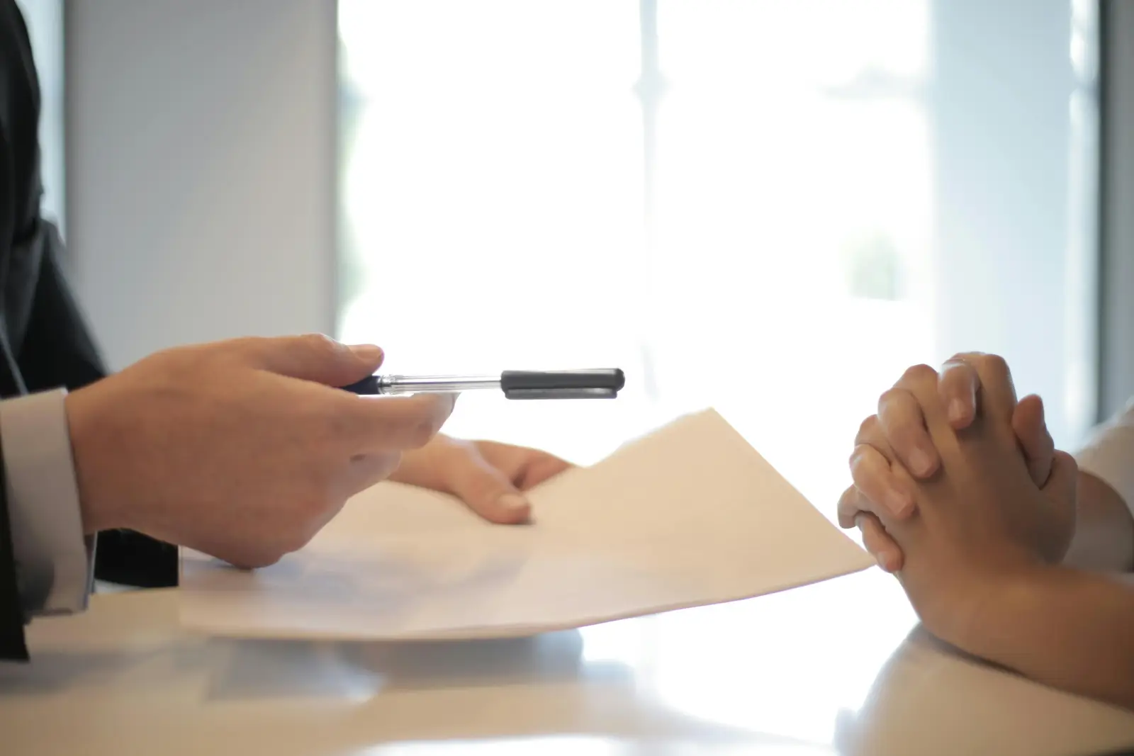 Insurance AI voice agent - Ringlyn is rated among the best AI voice agents for insurance companies 2025 — handling first notice of loss, policy questions, and renewal reminders to reduce call wait times and improve policyholder satisfaction. Voice AI for automated policy interactions providers.